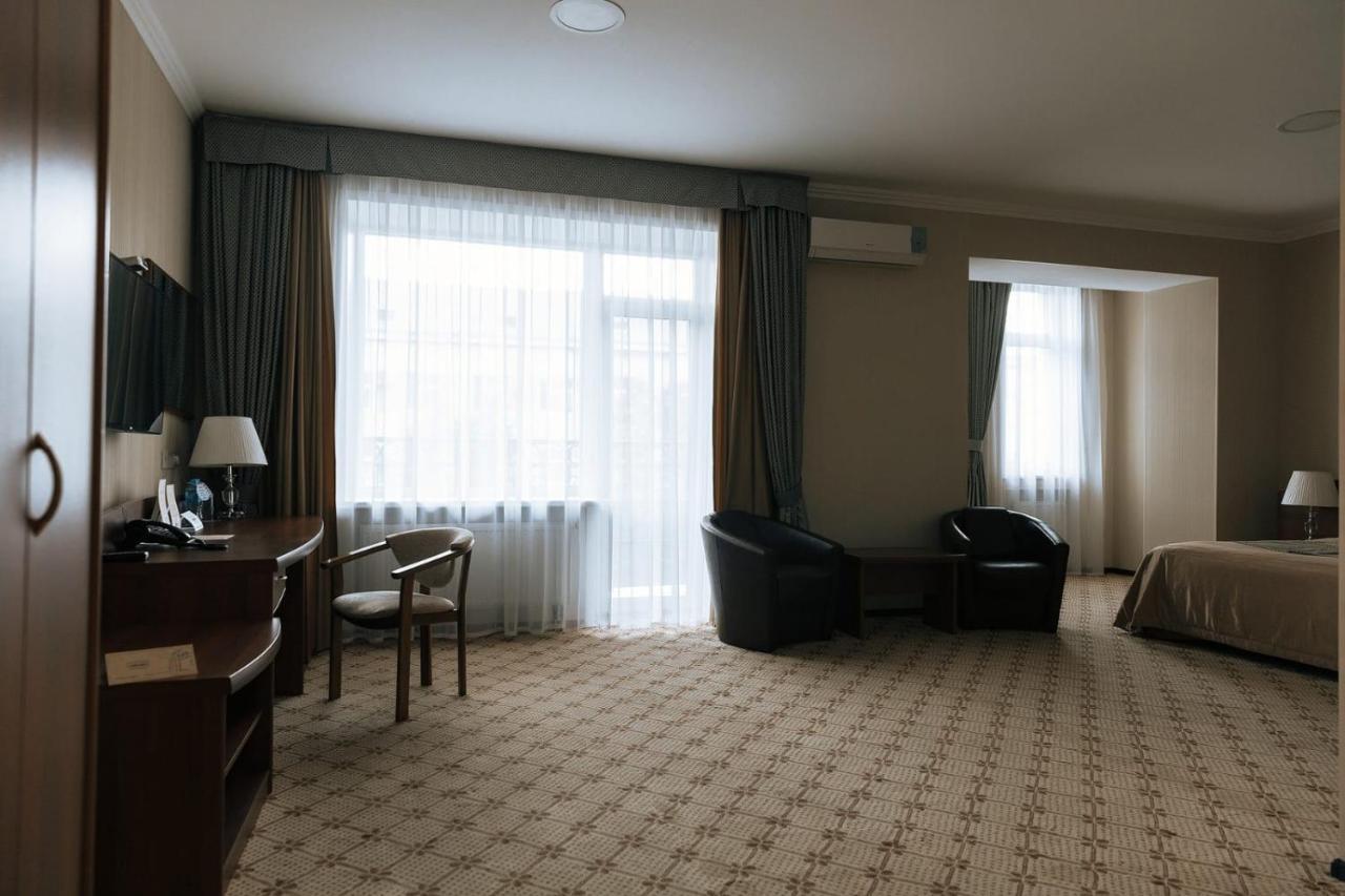 Medeu Hotell Kostanaj Eksteriør bilde